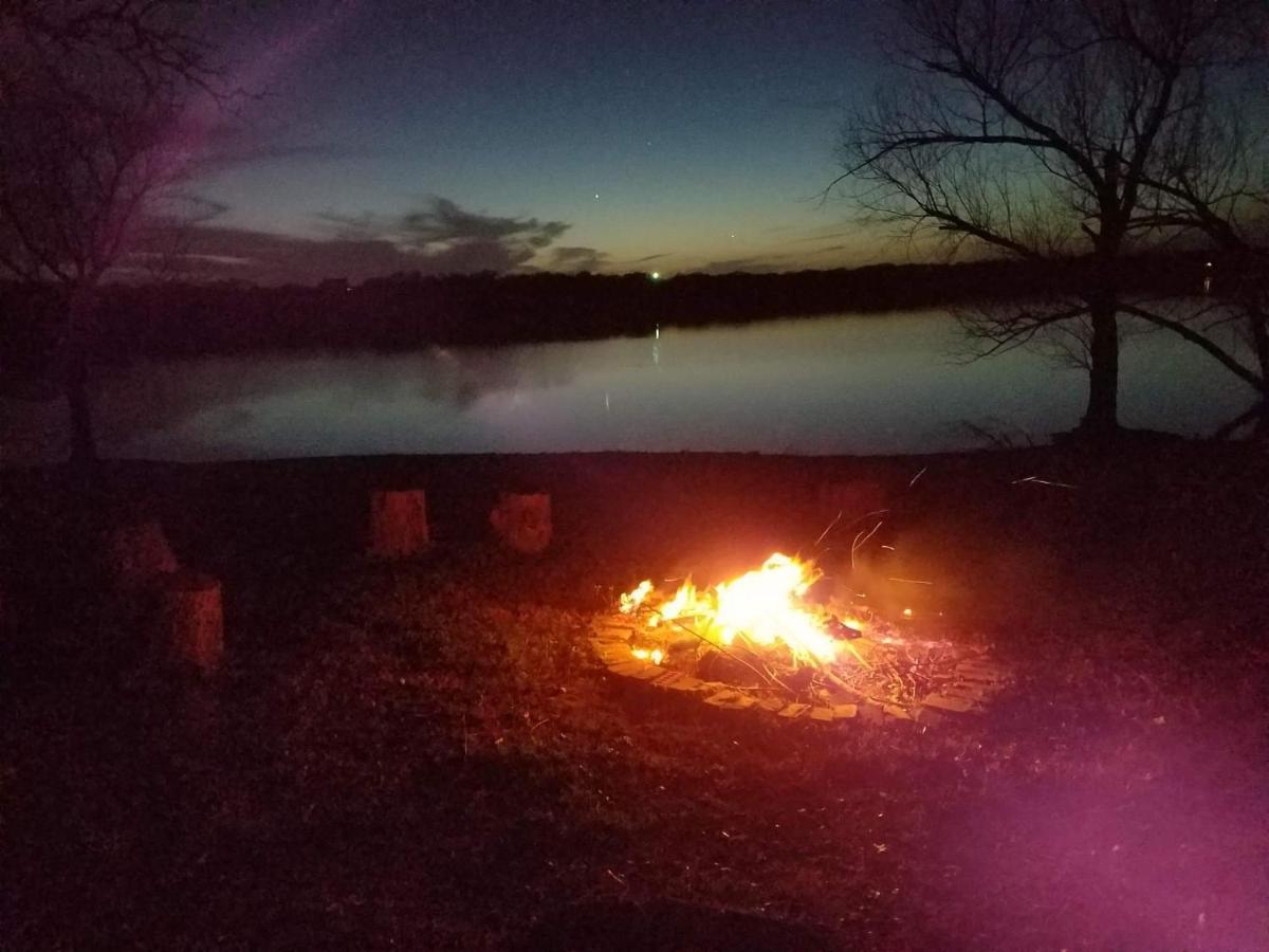 Lake Front Cottage Little Elm Bagian luar foto